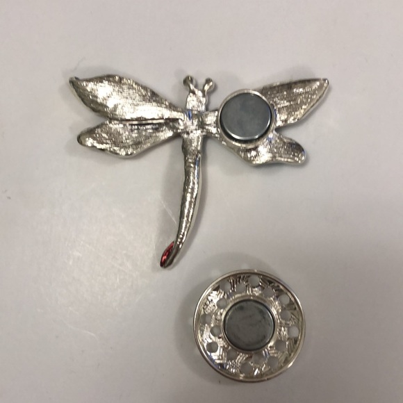 Dragonfly Pin Magnetic Multicolour Silver colour magnets Excellent Like New - Picture 3 of 6
